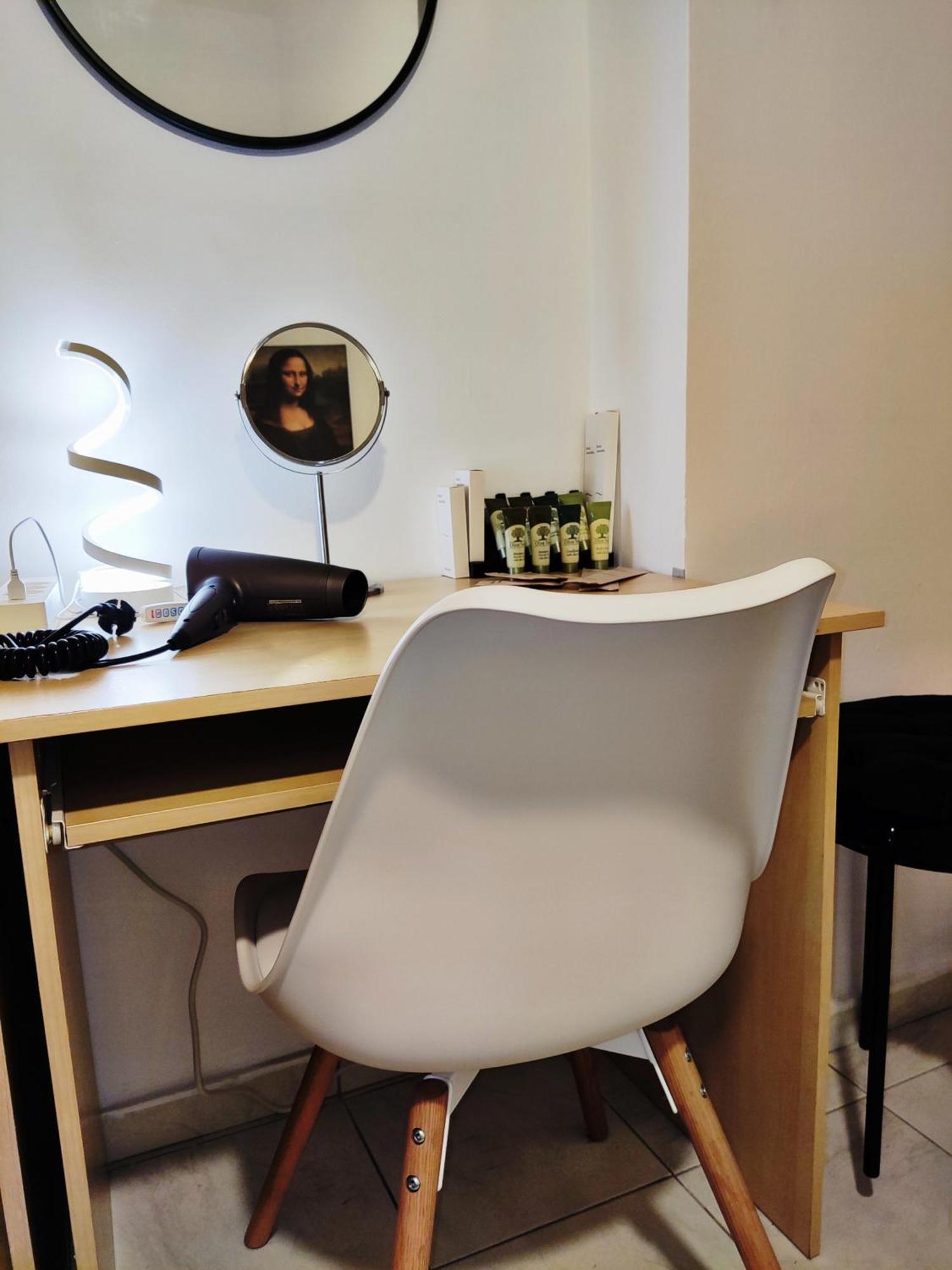 Elegant Central Studio With Balcony & 1 Gbps Fiber Saloniki Zewnętrze zdjęcie